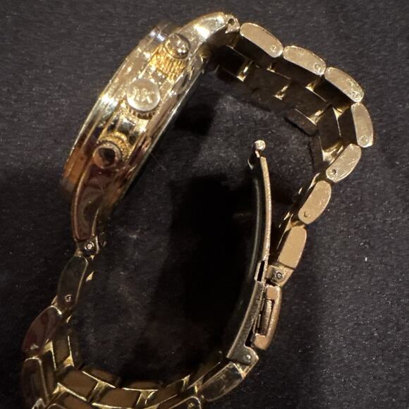 Michael Kors Parker gold-tone with a crystal-set bezel - Picture 3 of 6